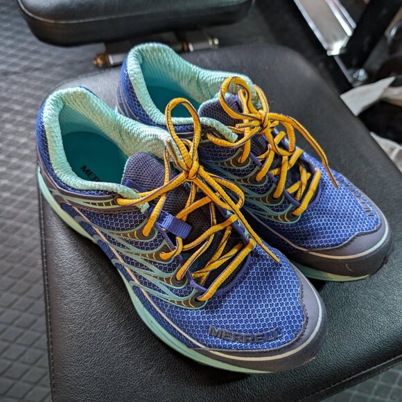 NEW Merrell runners in size 7.5 - Picture 3 of 4